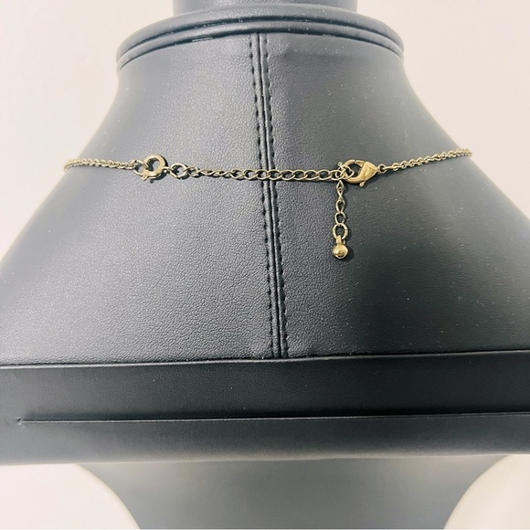 Vintage Avon Golden Red Y Gold Tone & Red Colors Necklace & Earrings Set - Picture 4 of 7